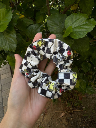 Checker print dog scrunchie